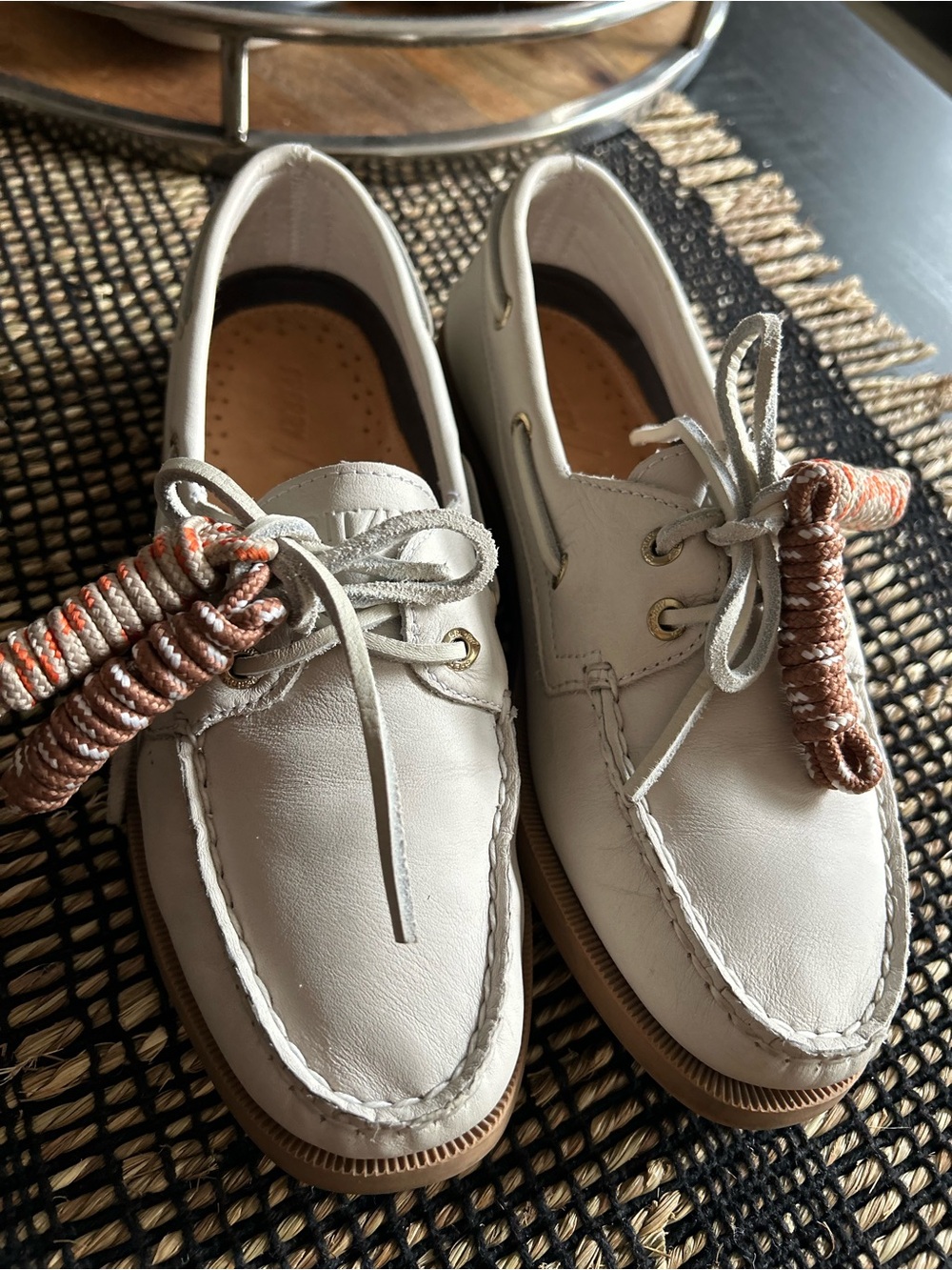 By Aritzia Sperry in off white  Leather Boat Shoes